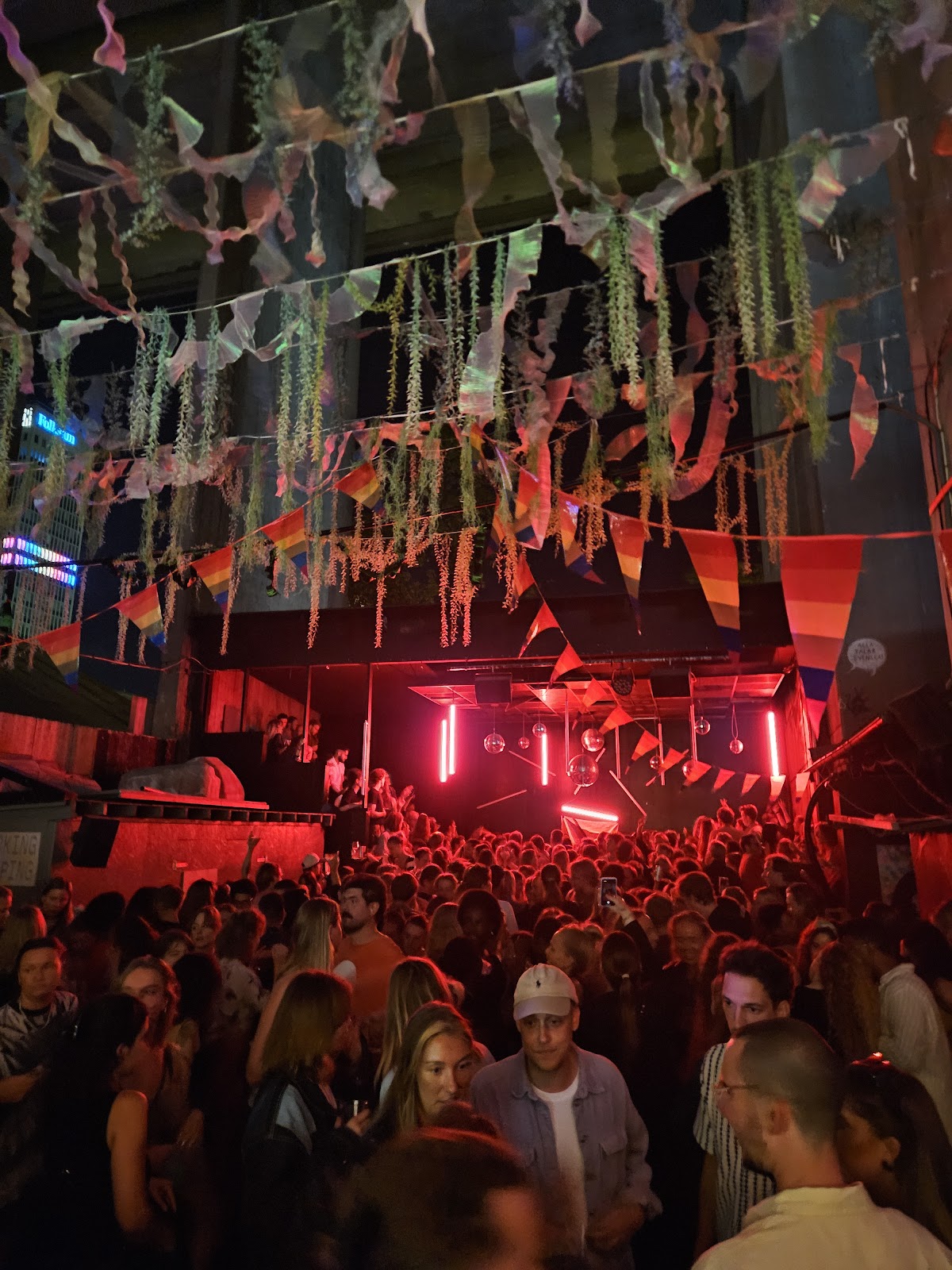 Under Bron, Stockholm